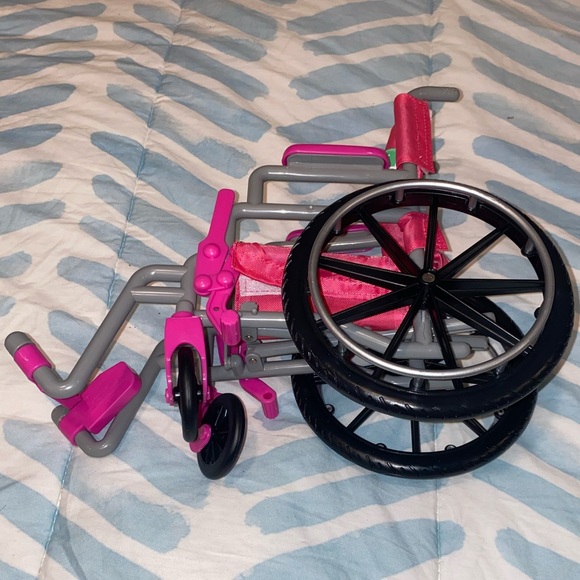 Beverly Hills Doll Collection Wheelchair • Pink • Excellent Condition - Picture 5 of 6